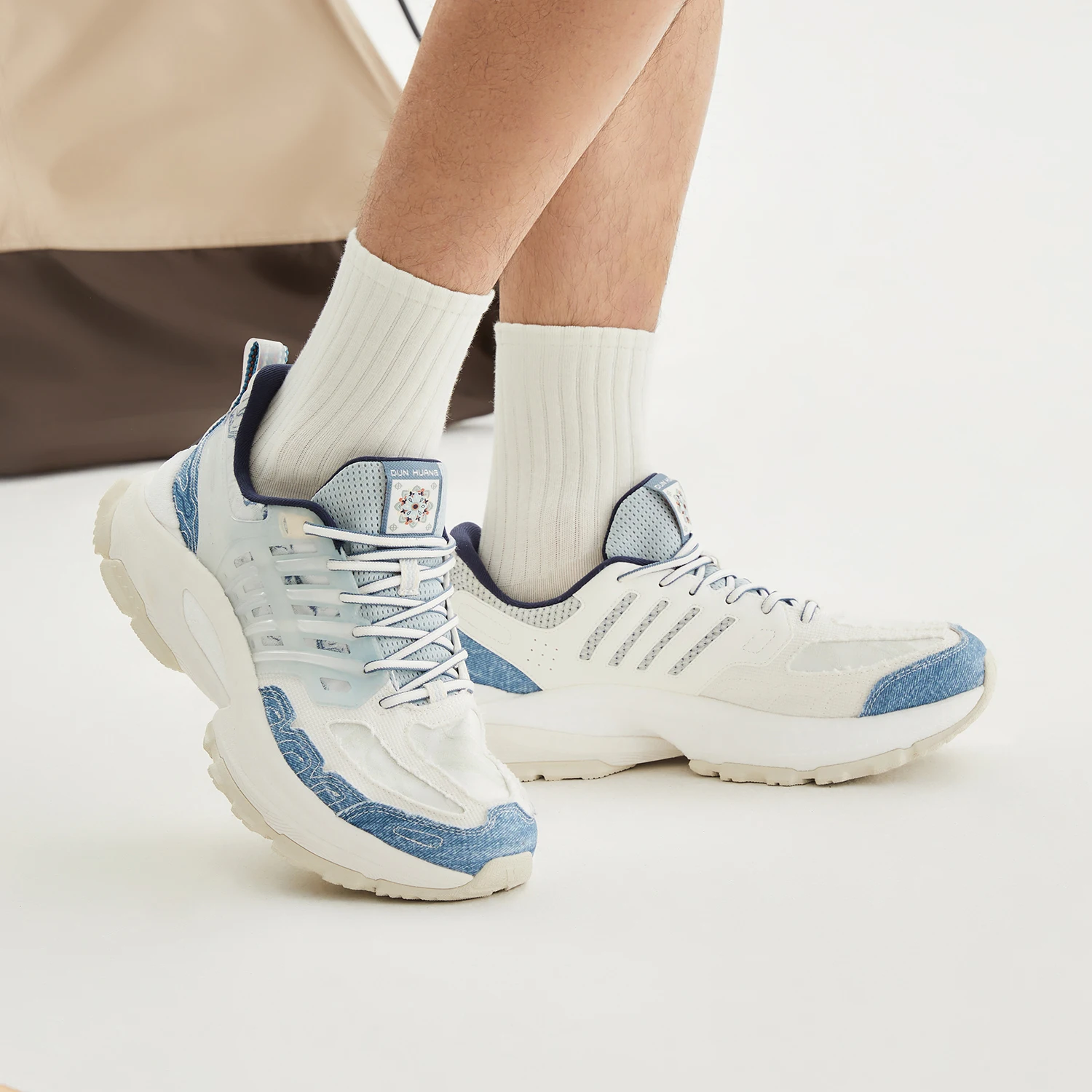 Xtep Men's Walking Sneakers For Autumn Winter
