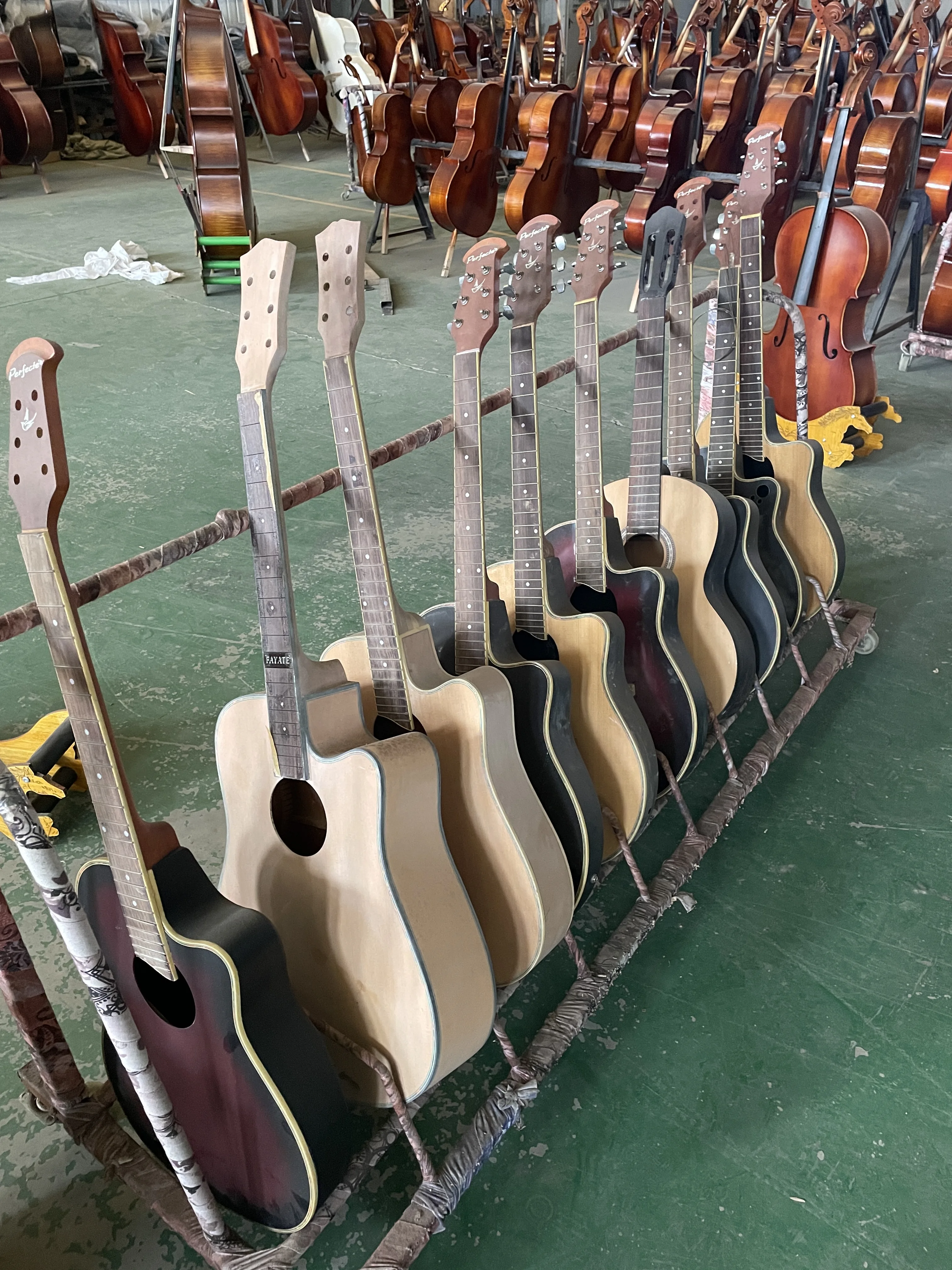 【Hot demand】 Inventory defective guitar, DIY 6-series, 41 inch, 24 band folk guitar, careful imperfect
