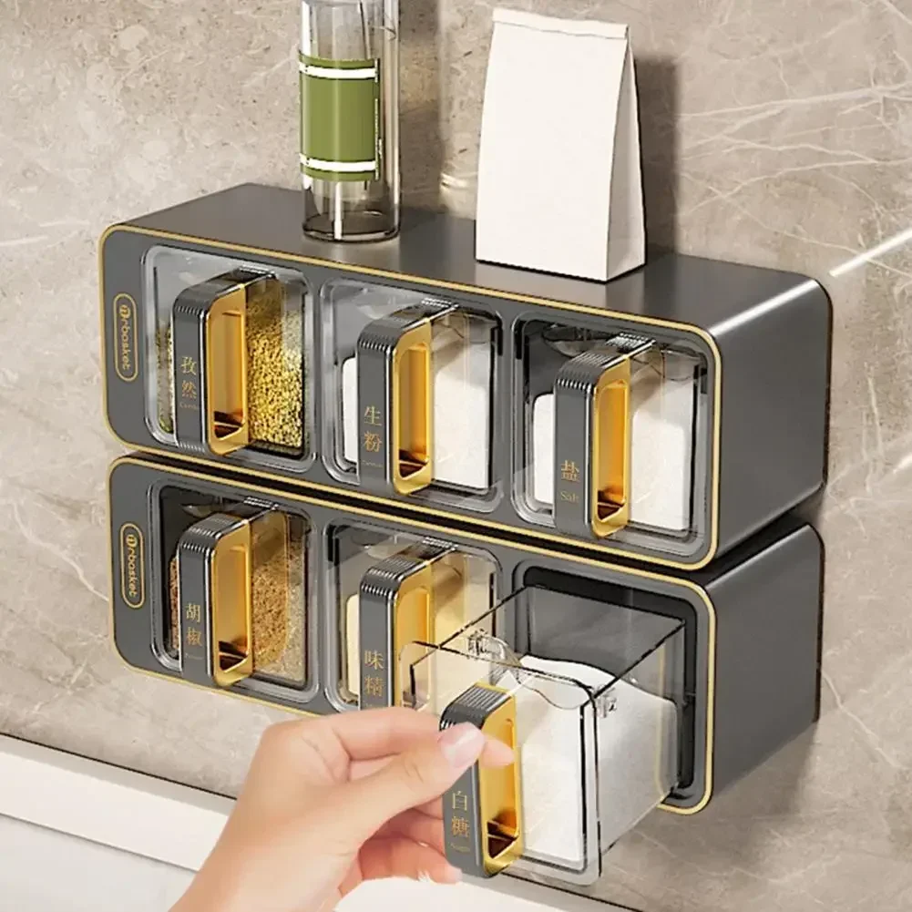 

Wall-mounted Seasoning Box Set Spice Rack Sugar Bowl Salt Shaker Seasoning Container Spice Boxes with Spoons Kitchen Organizer