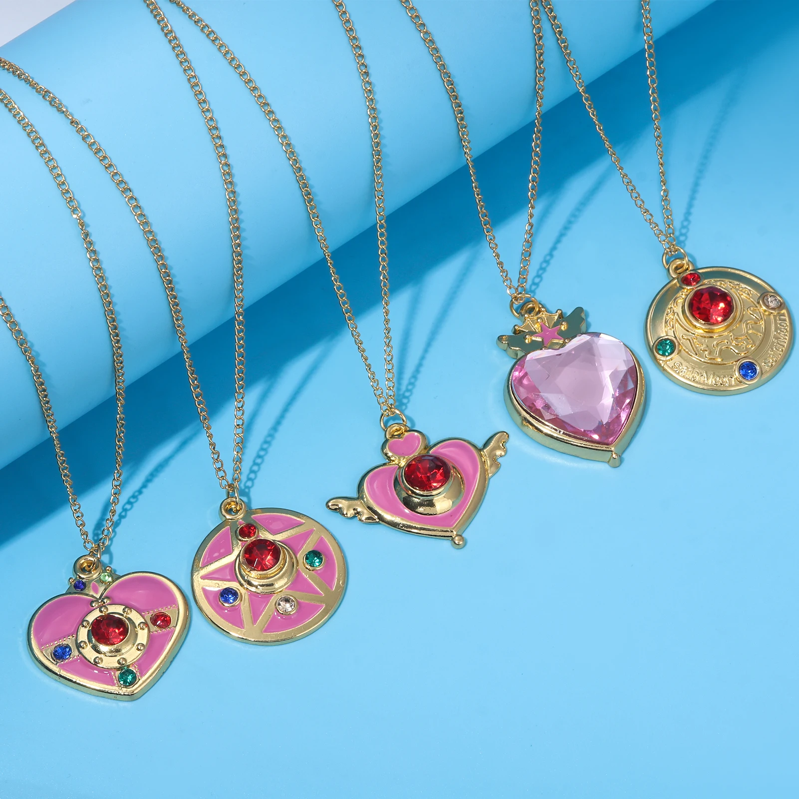 Anime SAILOR Keychian Tsukino Usagi Magical Transformation MOON