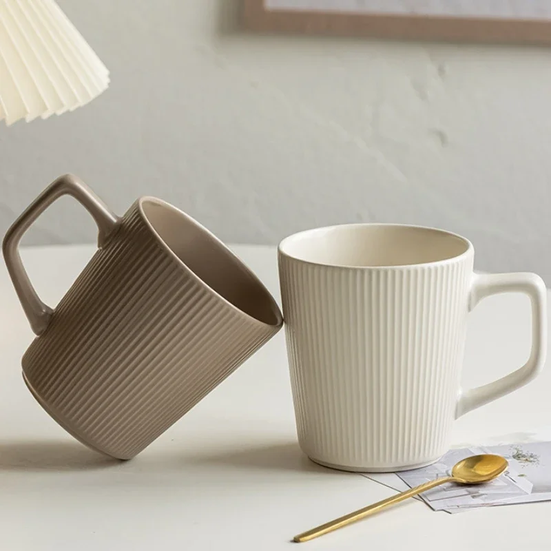 Vintage Style Striped Ceramic Coffee Mug with Handle – High Capacity Breakfast and Beverage Cup