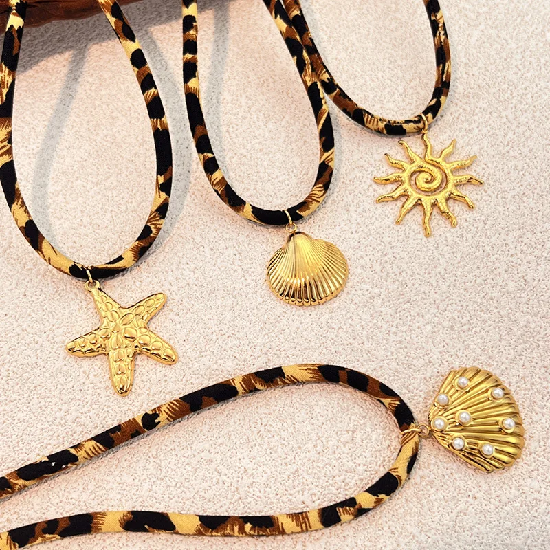 Classic Leopard Print Handmade Spiral Sun Shells Pendant Necklace Women 18K Gold Plated Starfish Imitation Pearl Collar Choker