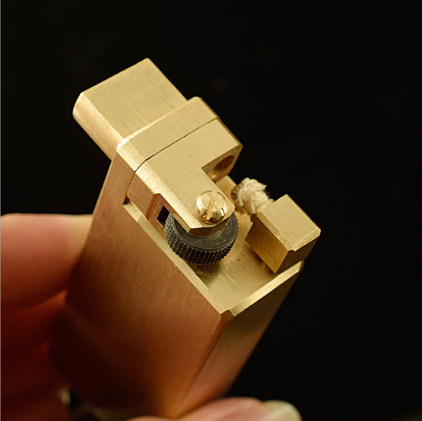 2022 Fatto A Mano Cuboid Rame Puro Ottone Benzina Accendisigari Trench Briquet Cherosene Olio Di Petrolio Fumo Accenditore-5.8Cm