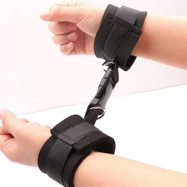 Erwachsene Handschellen Sex Spielzeug BDSM Hand Zurückhaltung Manschetten SM Frauen Paar Sex Spielzeug Erwachsene Erotische Spiele Sextoy Bett Zurückhaltung Sex Zubehör 1