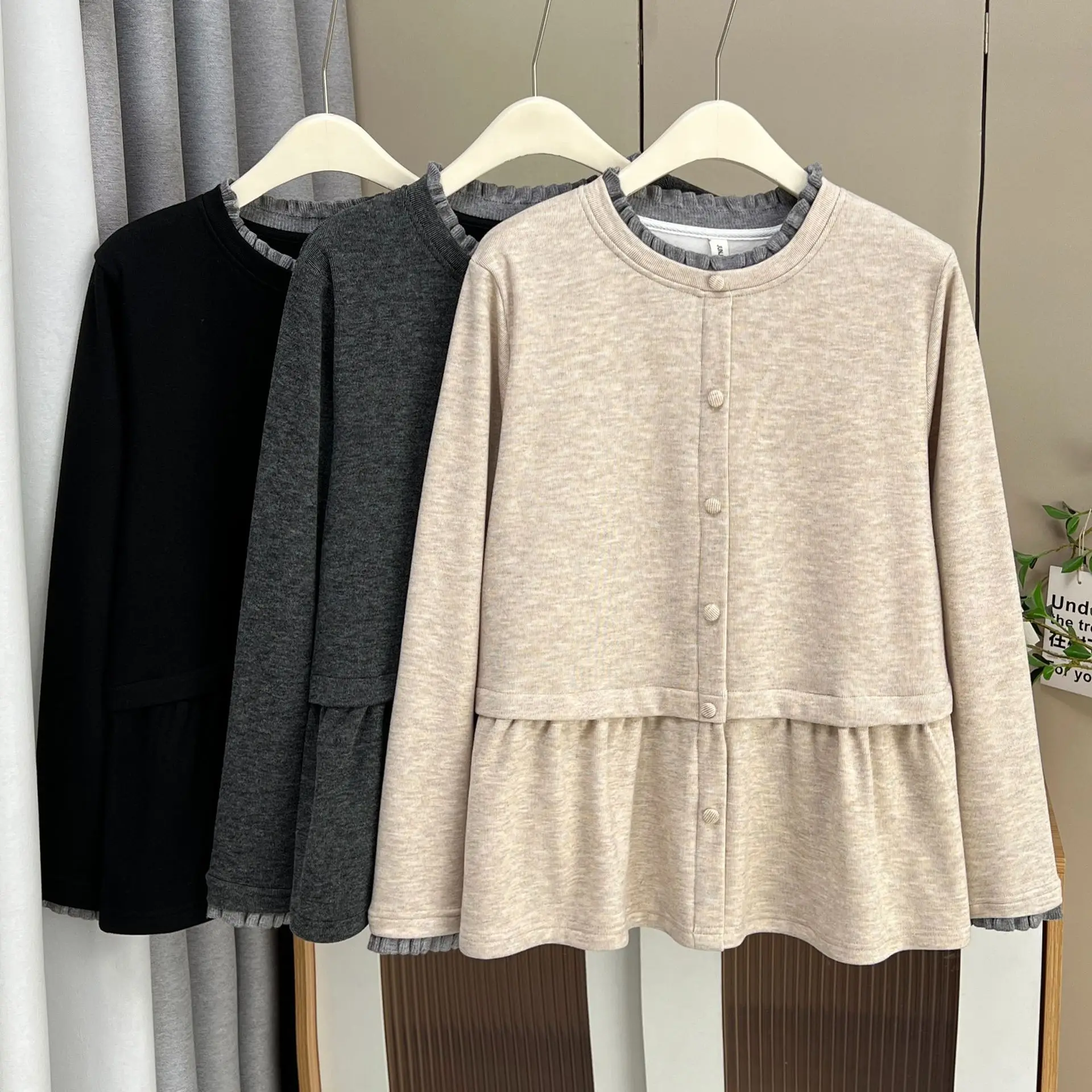 XXXXL Fashion Plus Size Woman Clothing T-Shirt Autumn And Winter 2025 Fake Two Pieces Ruffled Collar Fleece Warm Base Tops 200