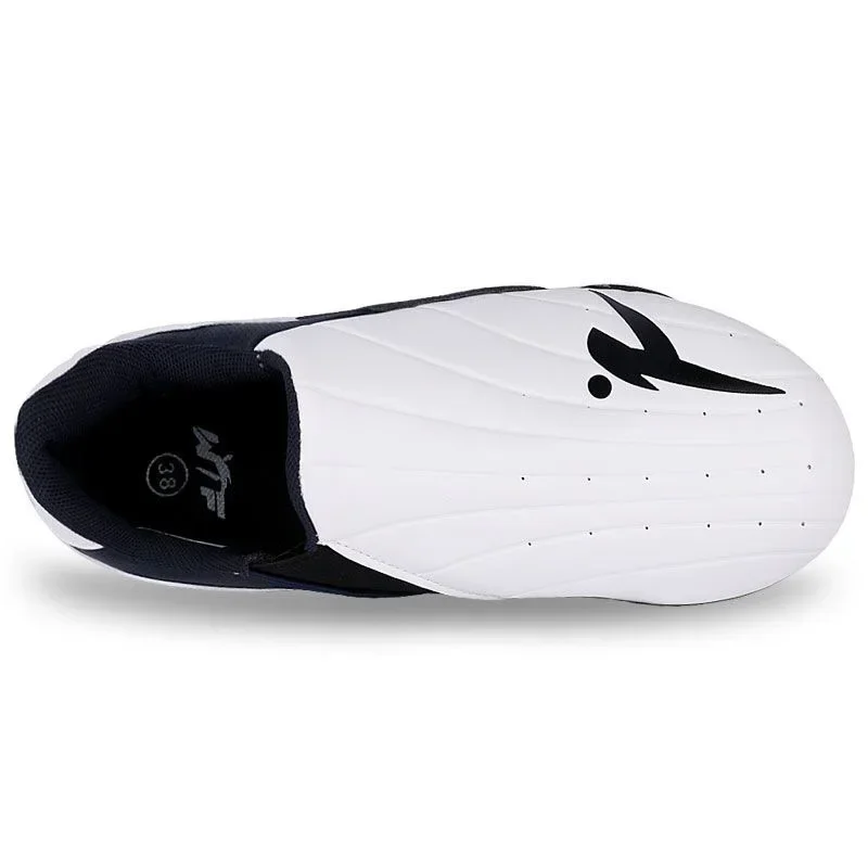 New Men Martial Arts Shoe Comfortable Tai Chi Shoe Couples Soft Sole Taekwondo Mens Womens Designer Taichi Karate Shoes