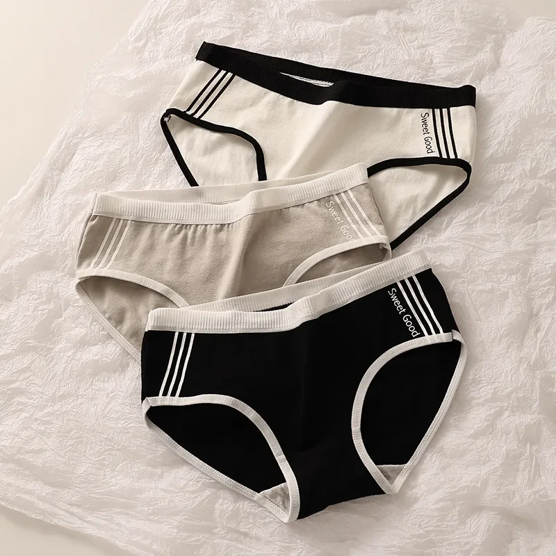 

Underwear Women Cotton Crotch Mid Waist Traceless Sexy Panties Japanese Sports Style Girls Breathable Underpants Simple Lingerie