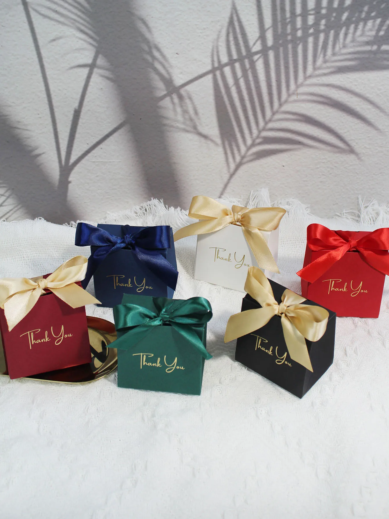 Exquisite verschiedene Farben, Dankeschön-Hochzeitsgeschenke, Geschenkbox, Paket, Geburtstagsparty-Geschenke, Geschenkpapiertüten, Süßigkeitenboxen