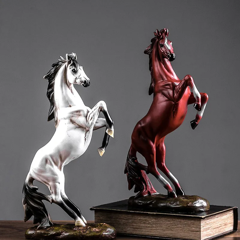 

Nordic Modern Europe Style Horse Statue for Office Home Decoration Resin Horse Figurines Decorative Home Accessories Ornament