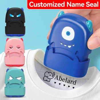 Kit timbro personalizzato con nome del bambino dei cartoni animati: riutilizzabile per vestiti e borse da scuola in cotone/modale, sigillo per inchiostro impermeabile non tossico