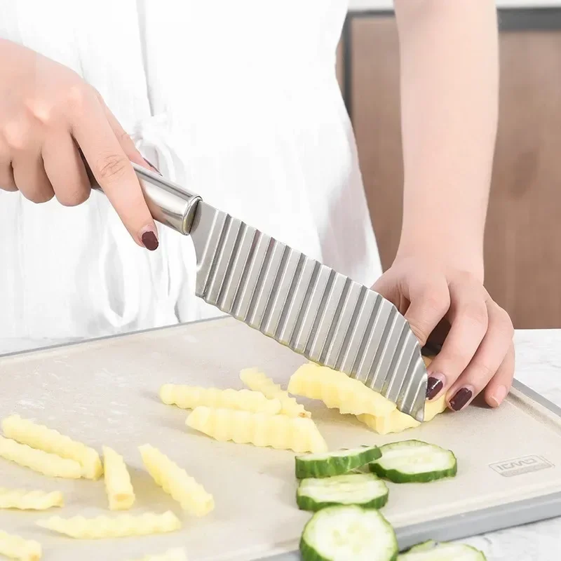 Stainless Steel Potato Chip Slicer Dough Vegetable Fruit Crinkle Wavy Slicer Knife Potato Cutter Chopper French Fry Maker Tools vegetable slicer