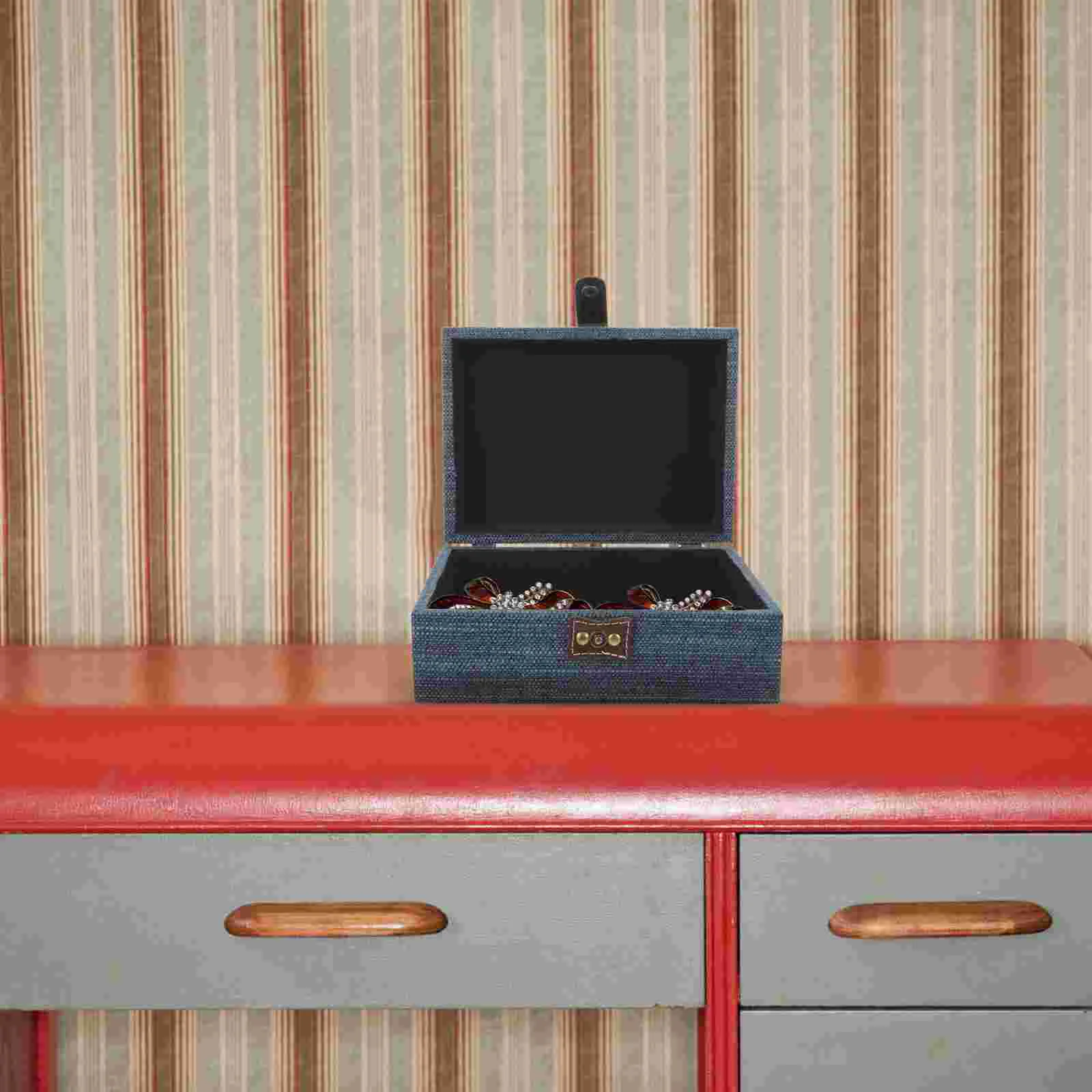 

Шкатулка для хранения ювелирных украшений, компактная шкатулка для сережек, держатель для девочек, маленький женский органайзер для путешествий