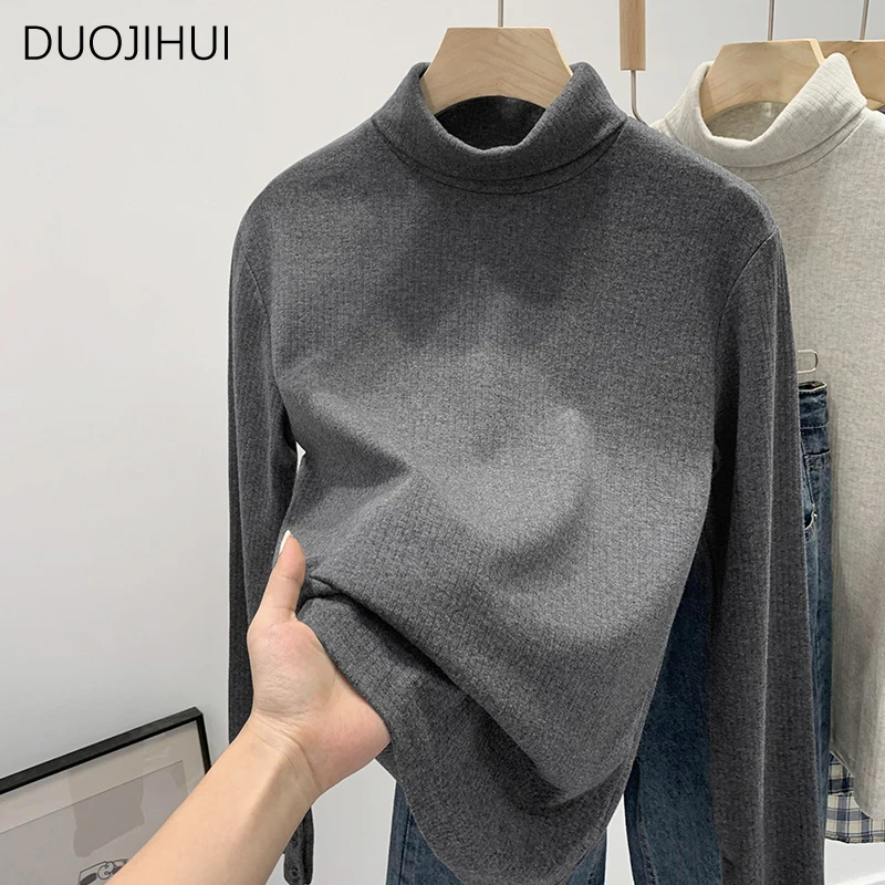 

DUOJIHUI Apricot Classic Turtleneck Basic Long Sleeve Female T-shirts Autumn New Pure Color Fashion Simple Casual Women T-shirts