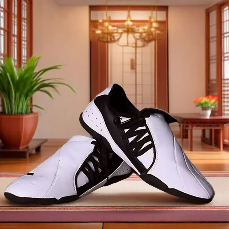 Professional Soft Sole Taekwondo Shoes Men's Women's Martial Arts Shoes Large Karate Taekwondo Breathable Training Sneaker
