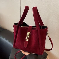Autumn and winter retro high-end texture frosted suede handbag, simple fashion trend solid color classic elegant handbag,