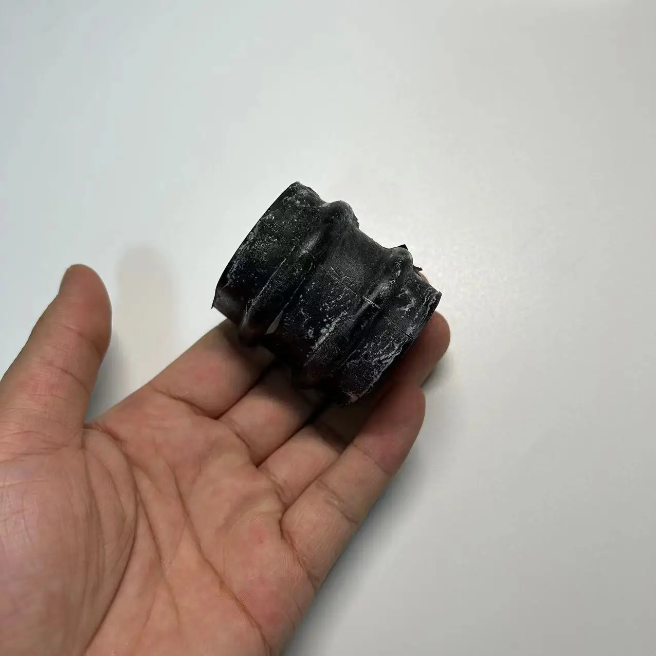 

For KIA 2004-2008 Opirus Front and Rear Balance Bar Rubber Sleeve Front and Rear Balance Bar Opening Glue