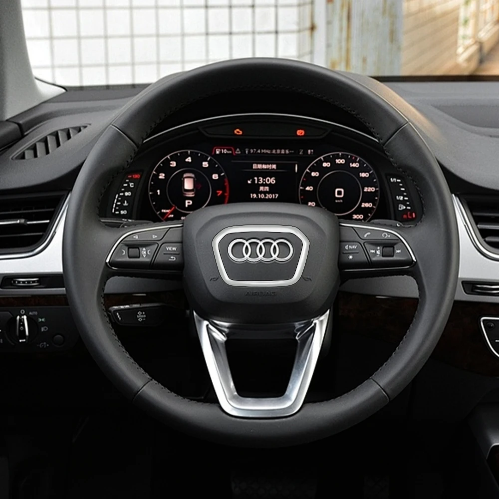 Premium Car Steering Wheel Emblem Replacement - Auto Refit Accessories
