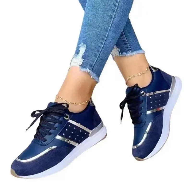 2024New Women Thick Sole Sport Shoe Leather Flats Lightweight Running Shoes Casual Sneakers Plus Size Lace Up Vulcanize Shoes 4
