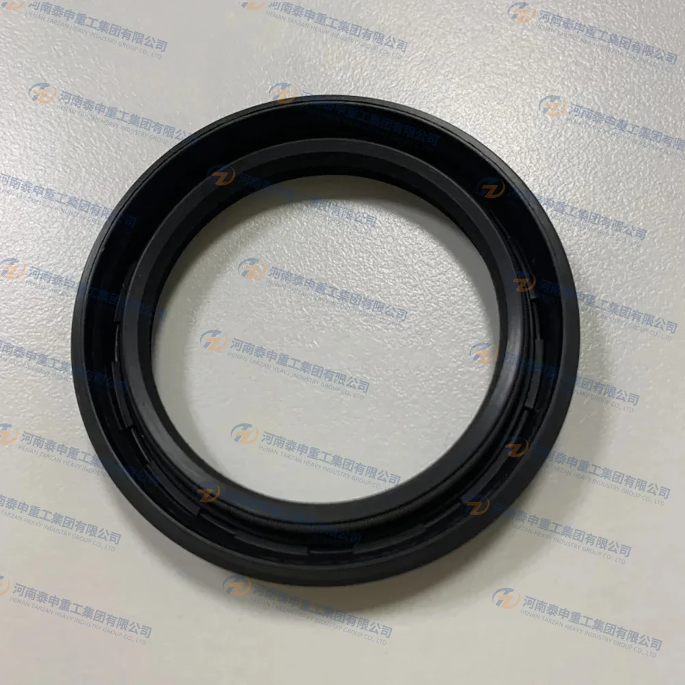 Crankshaft Front Oil Seal 15877-04140 1587704140 Fit for Kubota Z482 Automotive Parts