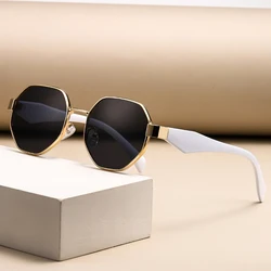 Vintage Oversized Round Frame Sunglasses for Women - Stylish UV400 Sunnies for Outdoor Adventures (White)