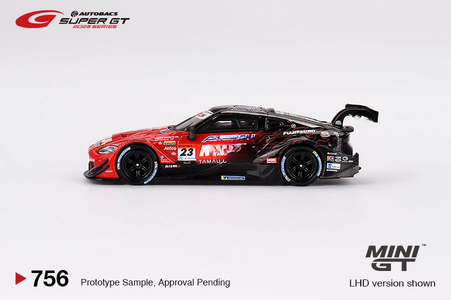 MINIGT 1: 64Z GT500 #23 AUTECH Z NISMO 2023 Model Car 3