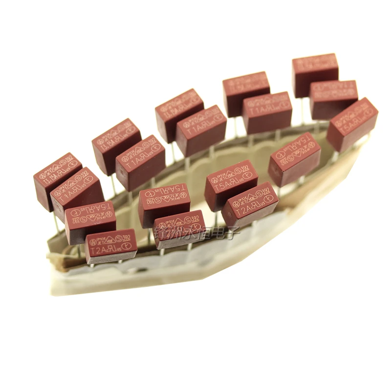 Square Plastic Fuse 20PCS/Lot 392 Square Fuse 250V T 1A 2A 3.15A 4A 5A 6.3A 10A 15A 20A 8.5*4mm (Fuse holder 10pcs)