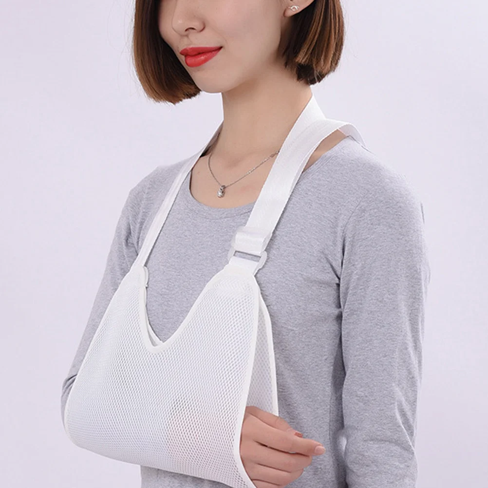 

Breathable Mesh Dislocated Arm Slings Shoulder Immobilizer Rotator Cuff for Broken Wrist Elbow Support for Men or Women