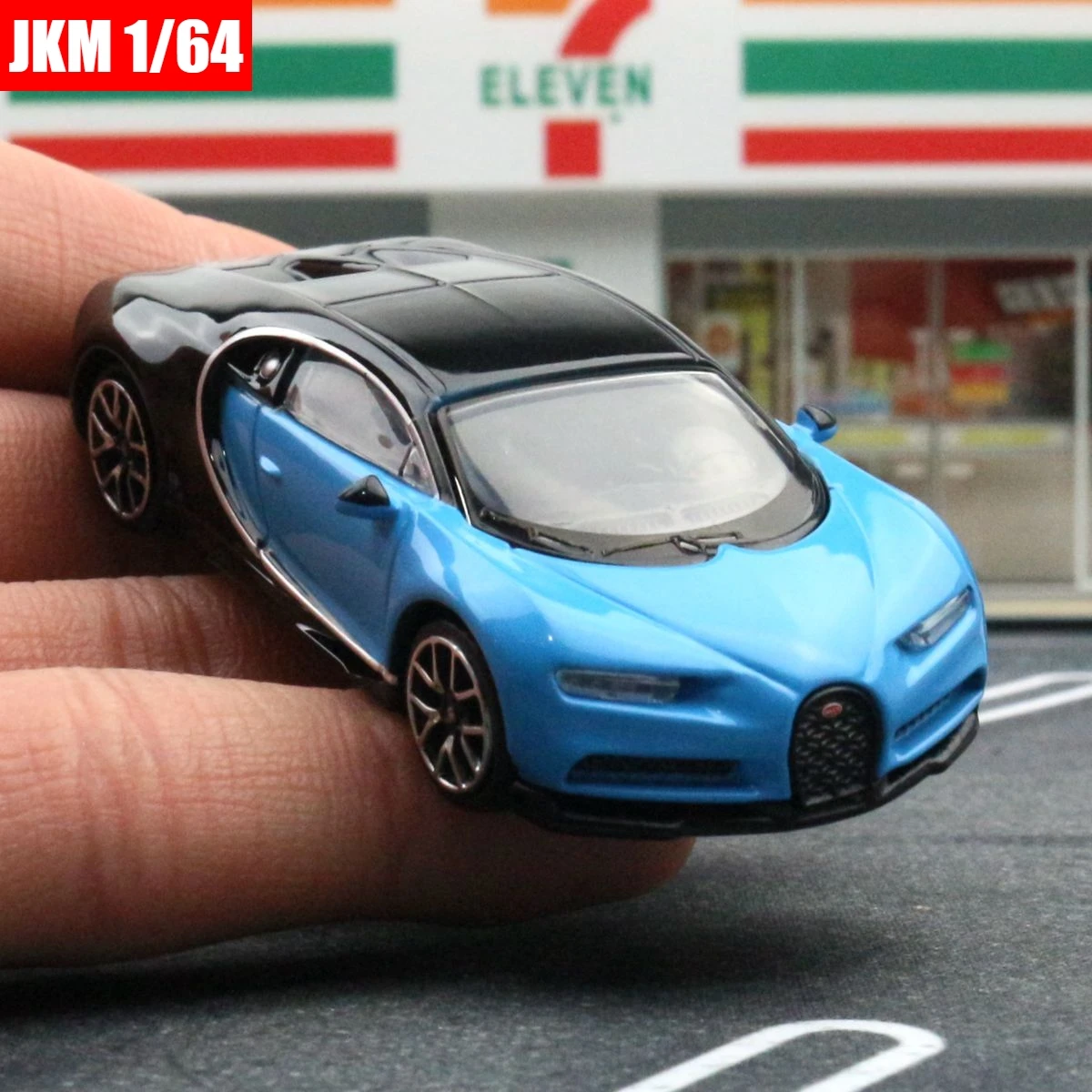 1/64 Bugatti Chiron Super Sport Toy Car 1:64 JKM Diecast Vehicle Miniature Model Free Wheels Zinc Alloy Metal Collection Gift 2