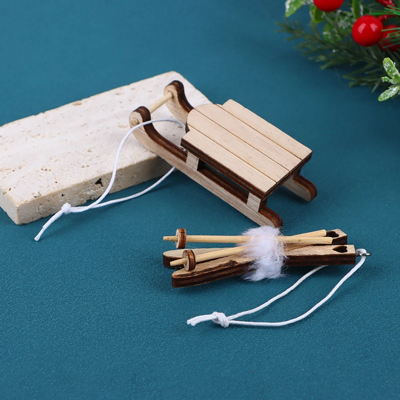 Christmas Decorations 1/12 Dollhouse Miniature Sleigh Sled Ski Poles Pendant Dollhouse Christmas Scene Decoration Dolls House Xmas Accessories