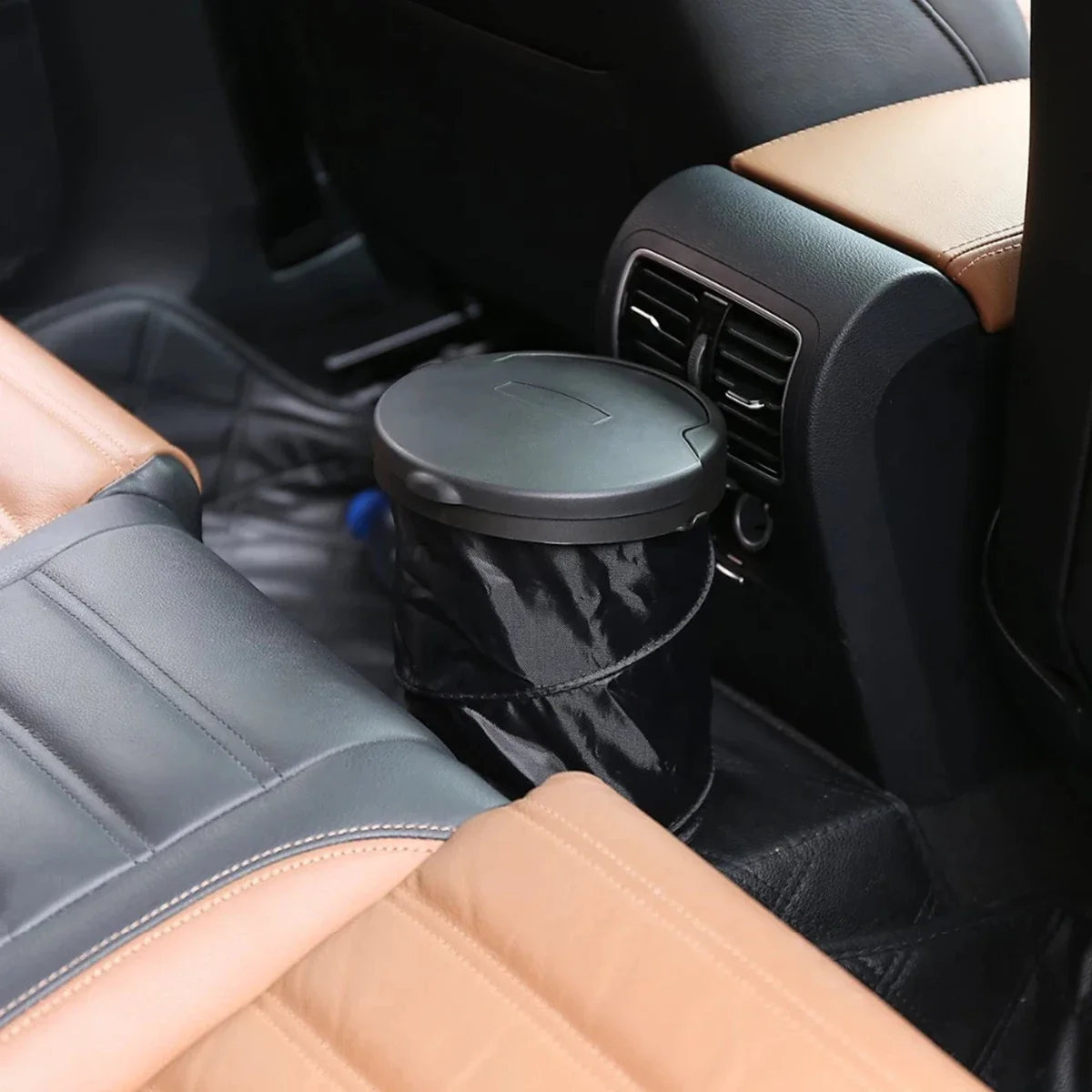 Car Trash Can Foldable Car Dustbin with Lid Leak-Proof Waterproof Trash Bin Hanging Washable Garbage Container Portable