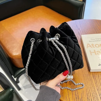 Fashion Small Shoulder Bucket Bags for Women Winter Designer Luxury Crossbody Bags Female Chains Messenger Handbags Ladies