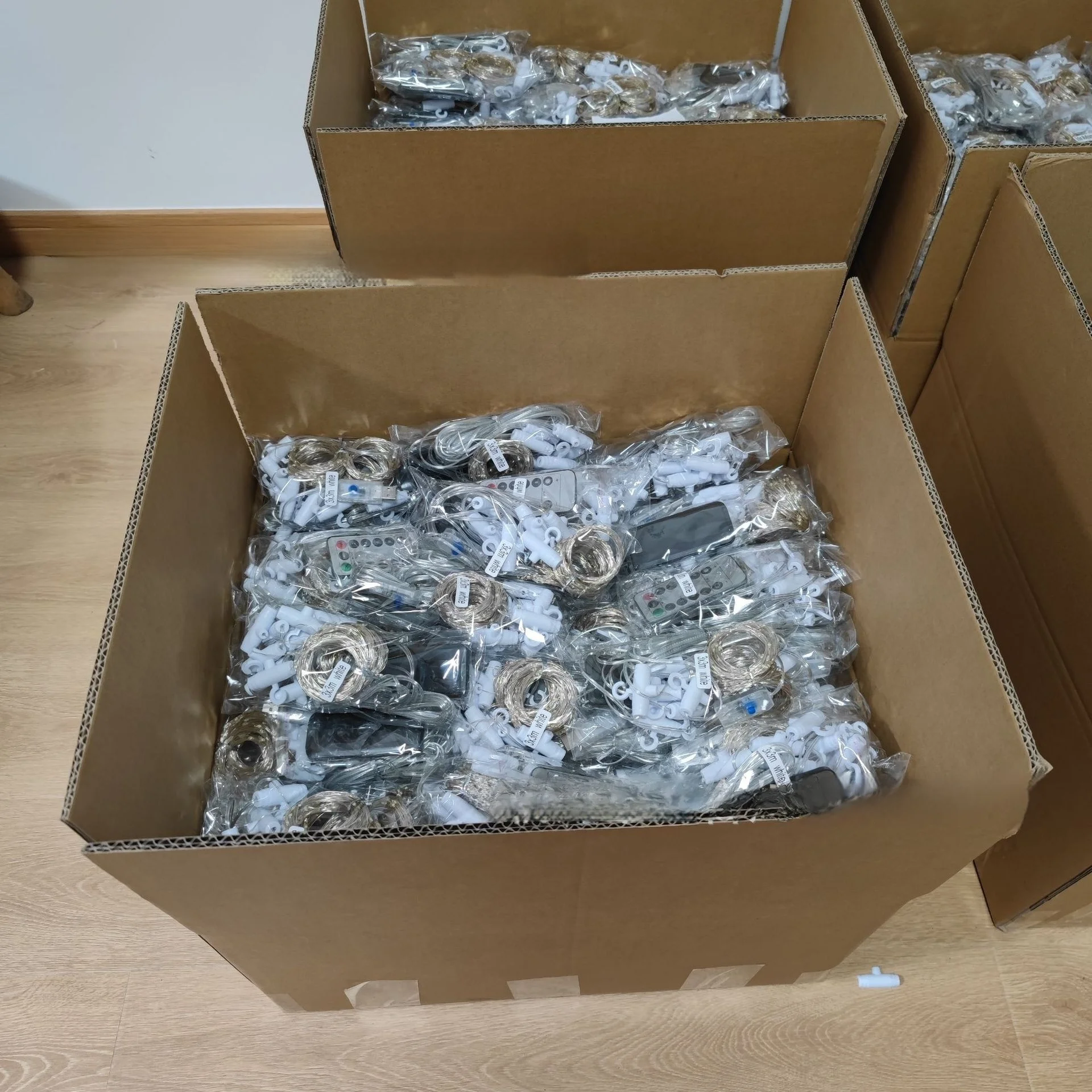 * Τηλεχειριστήριο με γάντζο 3 μέτρων USB βύσμα διακόσμησης κοιτώνα LED φωτιστικό κουρτίνας από χάλκινο σύρμα_voghion.com