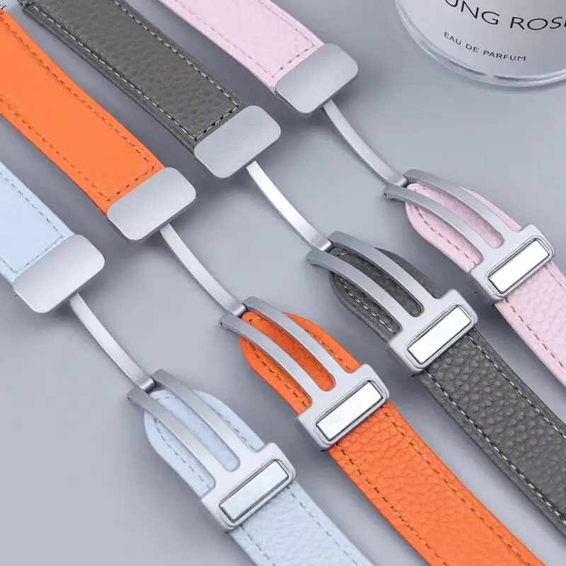 Premium 22mm Leather Loop Band with Magnetic Buckle - Elegant Strap Bracelet
