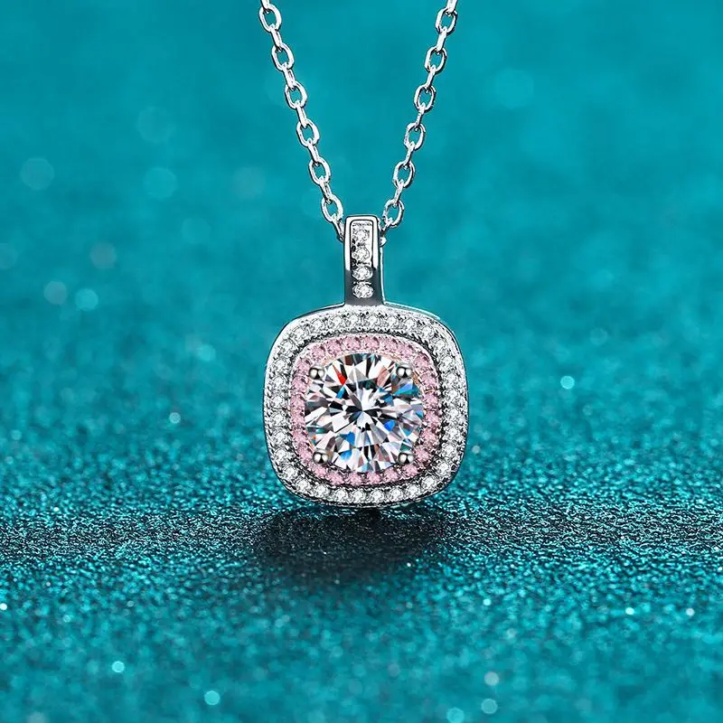 

Sterling Silver 925 Mosanite Square Micro Edged Necklace Women 1ct D Clear VVS1 Diamond with GRA Nails Best Gift Fine Jewelry