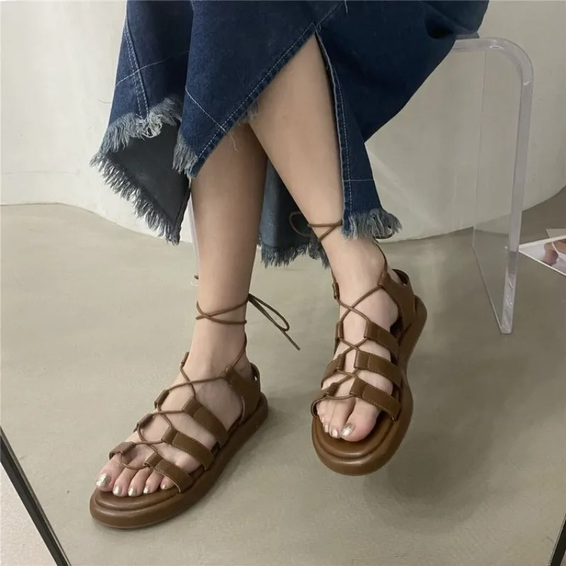 

Women's Solid Color Trendy Sandals, Criss Cross Straps Platform Summer Shoes, Versatile Slingback Non-slip Shoes