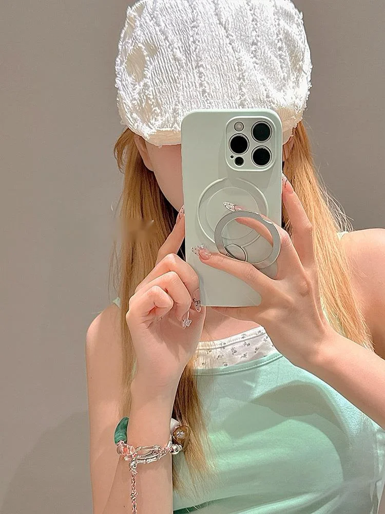 Premium solid color magnetic rotating folding stand suitable for 16 Promax phone case iPhone liquid silicone 15_voghion.com