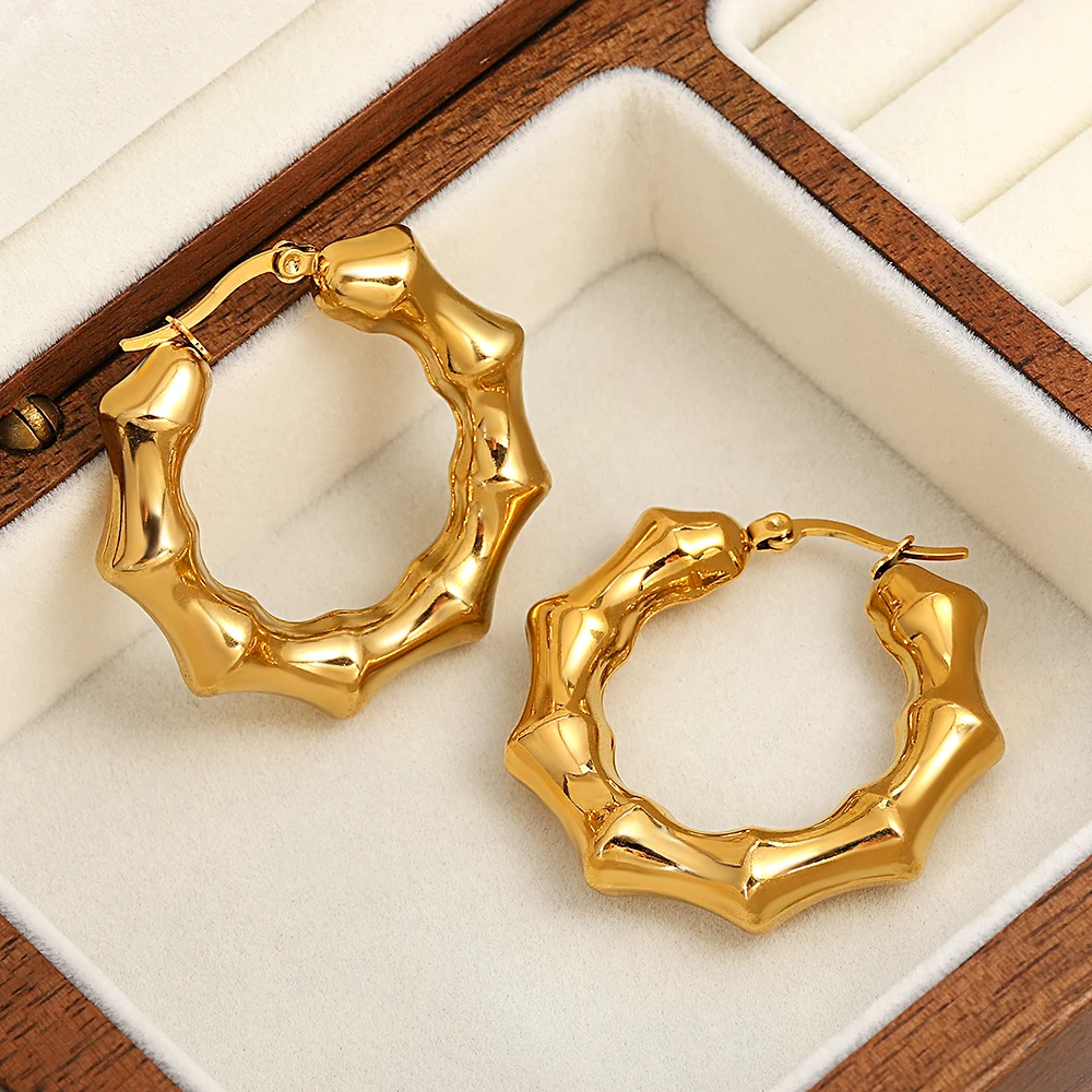 Varieties Trending Golden Earrings Bali for Men Boys Stylish Fashion Round  Cuff Baali Earrings