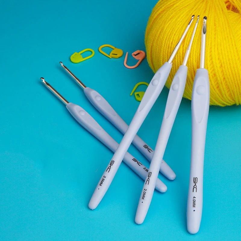 1.5/2/2.5/3/3.5/4/4.5/5/5.5/6/8/10/12/15mm DIY Crochet Needle With Rubber Handle Sweater Scarf Knitting Weaving Sewing Yarn Hook