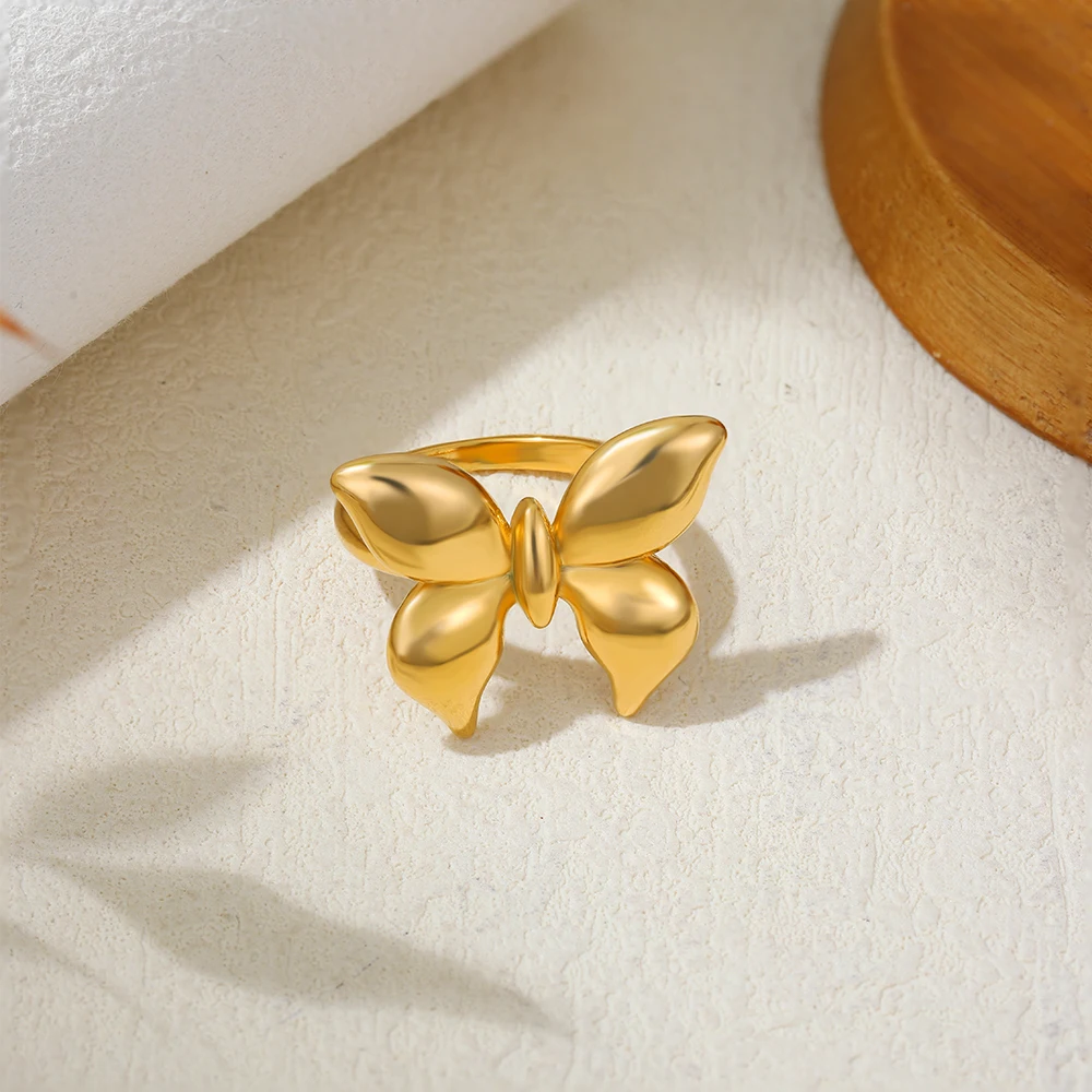 Premium Stainless Steel Metal Polished Butterfly Knuckle Ring for Women Unusual Hypoallergenic Cute Insects Jewelry Wholesale