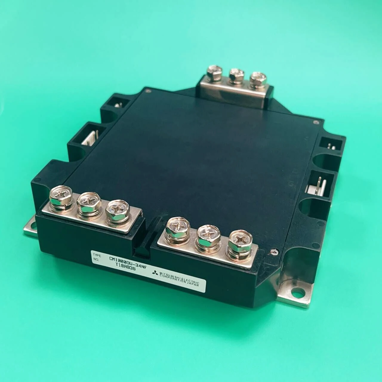 

CM1000DU-34NF IGBT MOD DUAL 1700V 1000A NF SER модуль CM1000DU34NF