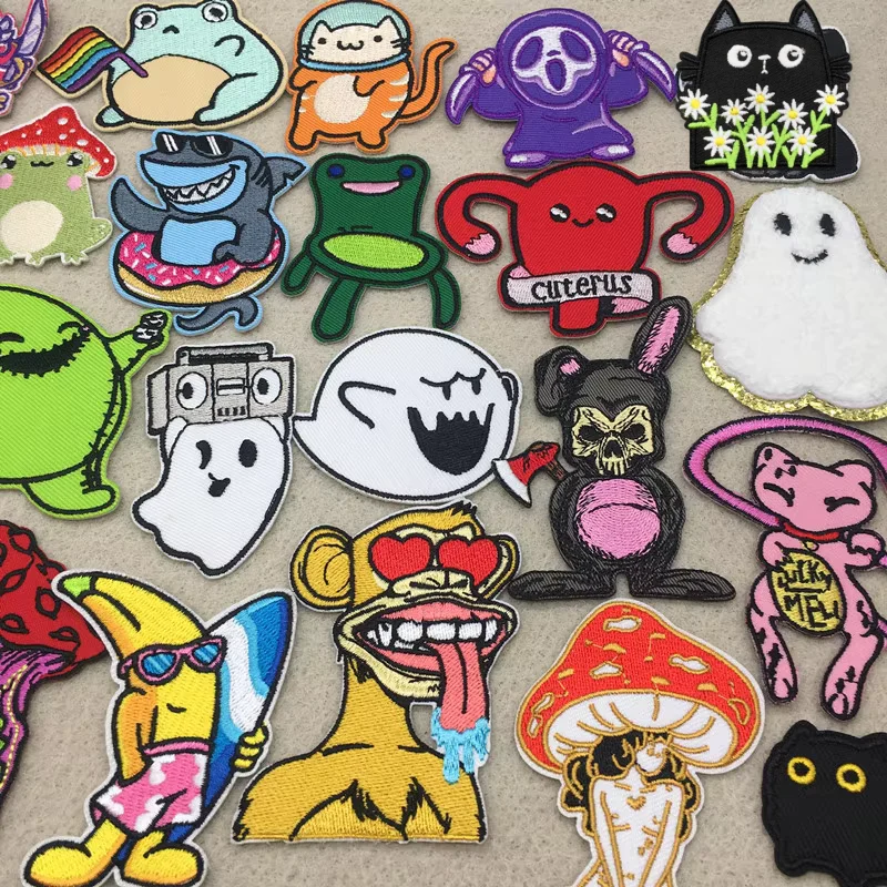 Terror Geist Patch für Kleidung Aufkleber Lustige Anime Bestickt Patches Auf Kleidung DIY Haken Schleife Kleidung Streifen