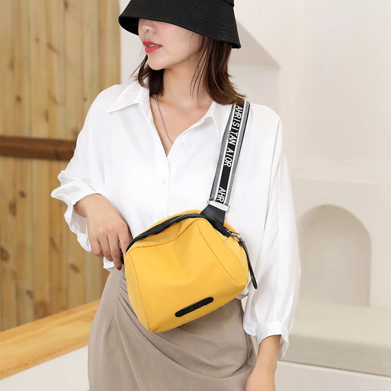 Women's New Trendy Color Shell Bag Nylon Cloth Bag Mommy Travel Bag Shoulder Messenger Bag Lady Shoulder Bag