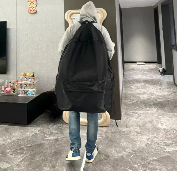 Giant Backpack Meme: The Real Story Behind the Viral Oversize Pack