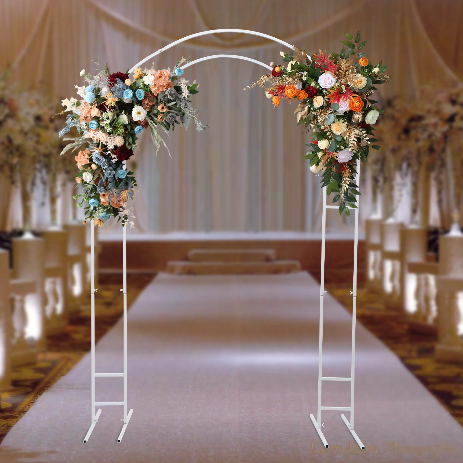 Square wedding arch frame | Beachweddingtips.com