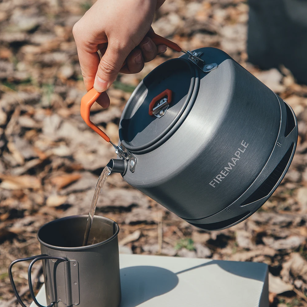 1.6 / 2L Camping Kettle with Heat Exchanger Compact Portable Tea Kettle  Outdoor