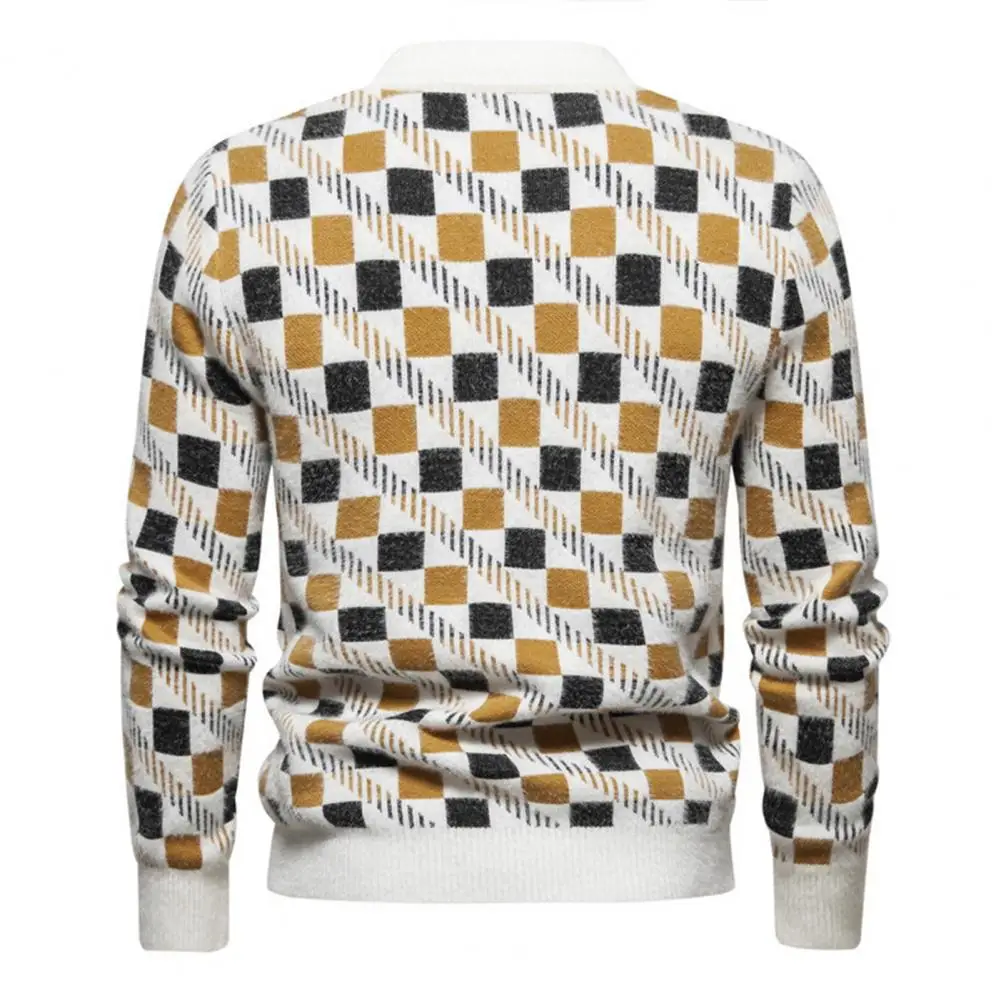 Long Sleeve Men Sweater Geometric Print Plush Men's Sweater Warm Round Neck Pullover for Business Casual Wear Men Round Neck