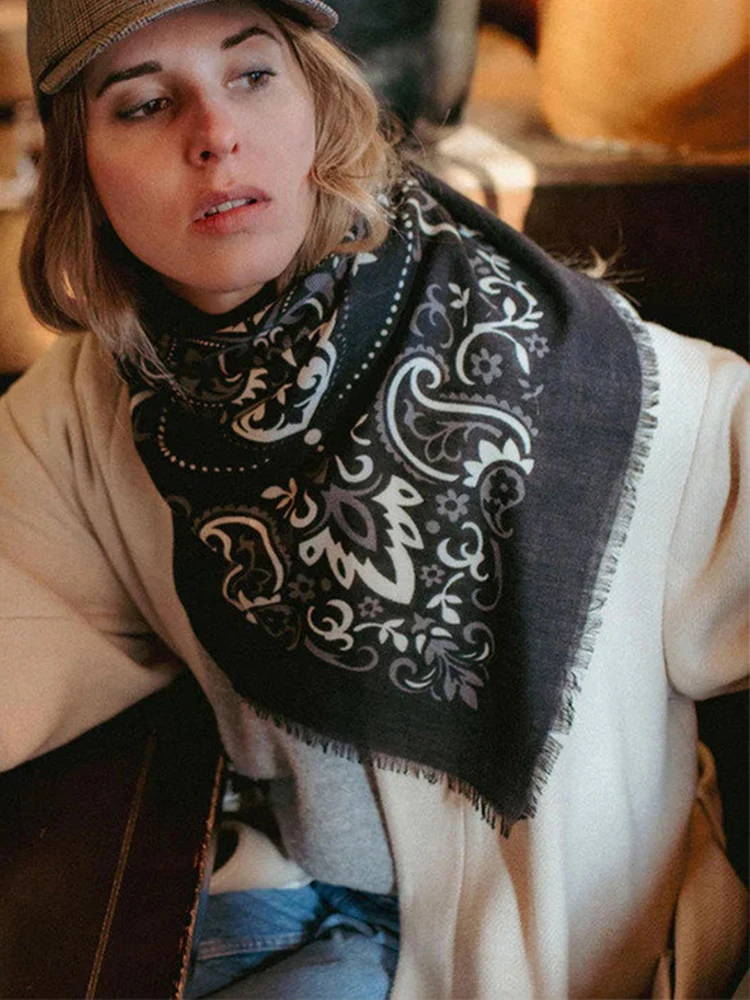 Women Vintage Scarf  Retro Floral Paisley Print Square Scarfs Frayed Edges Lightweight Shawl Spring New Outfit For Woman - 5