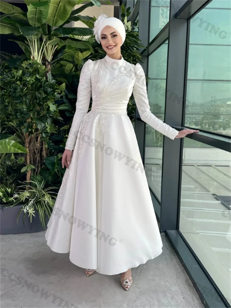 

Satin Appliques Beaded Muslim Wedding Dress for Bride Long Sleeve Hijab Islamic Bridal Gowns Arabic Dubai Vestidos De Novia