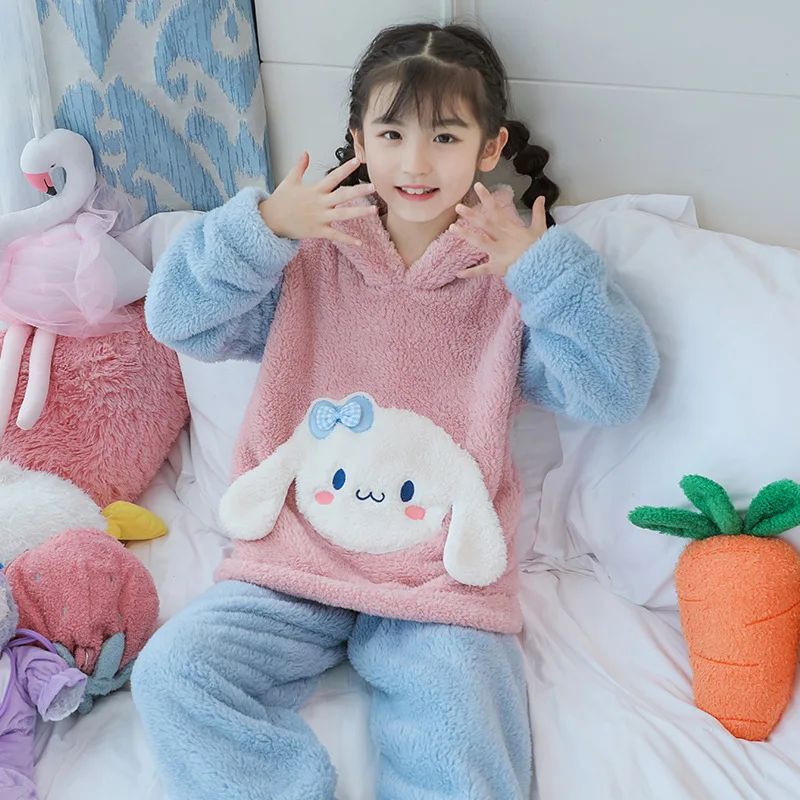 

Новинка Kawaii Sanrio аниме детская фланелевая Домашняя одежда Cinnamoroll мультфильм девочки плюшевый Повседневный носимый утепленный пижамный комплект подарок