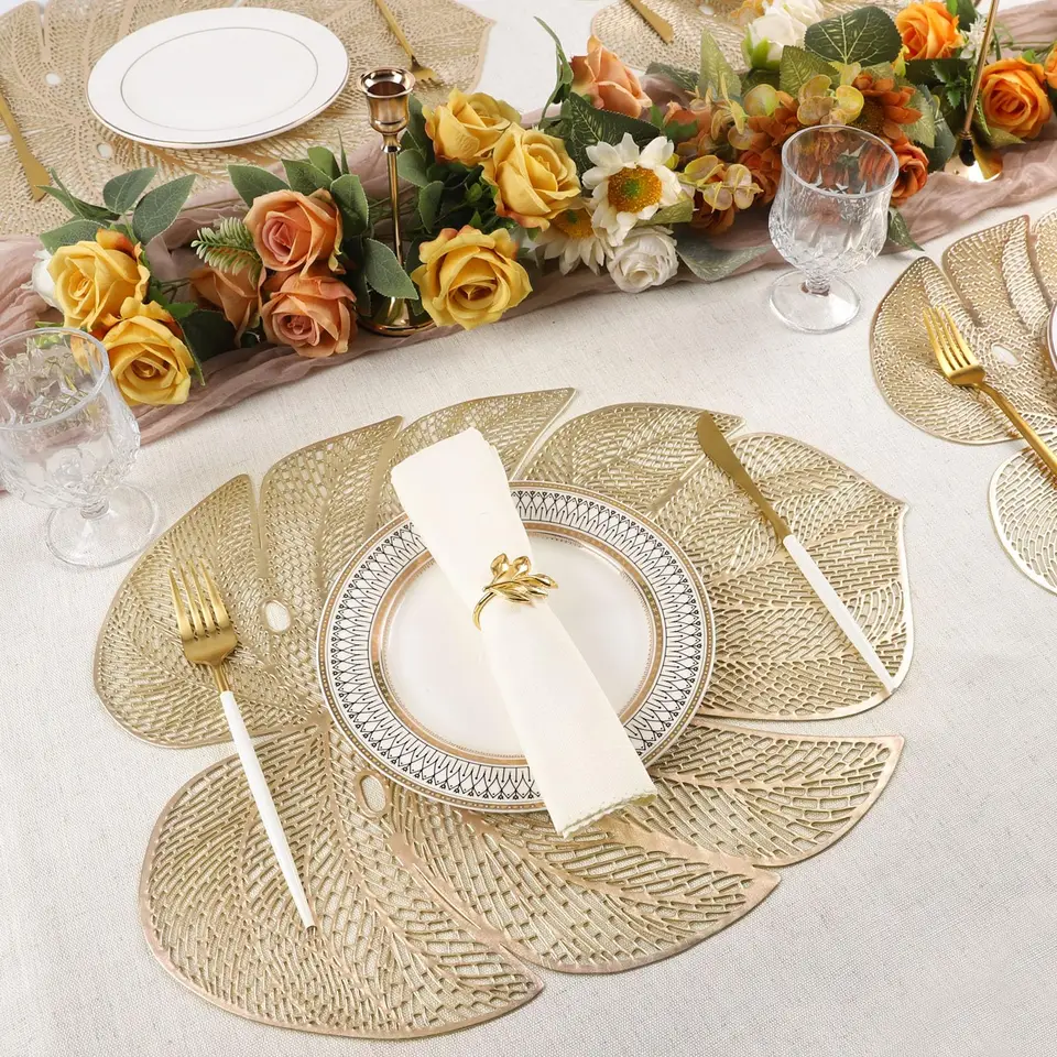 Tovagliette Rotonde Metalliche Scavate 4 Pezzi, PVC Antiscivolo, 38 Cm, Per Tavolo E Ristorante
